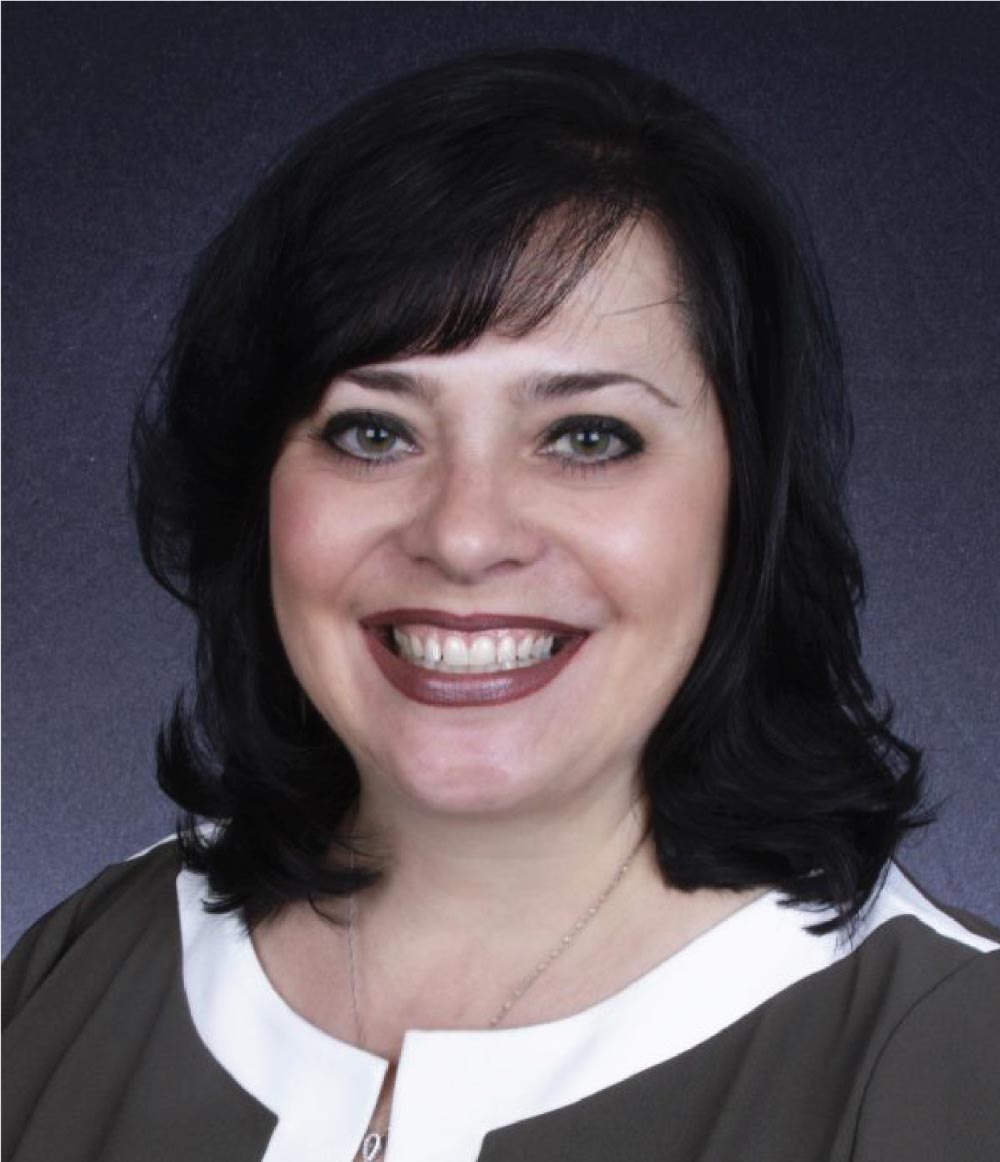 JENNIFER TONETTI-WEEKS Jennifer Tonetti-Weeks Portrait